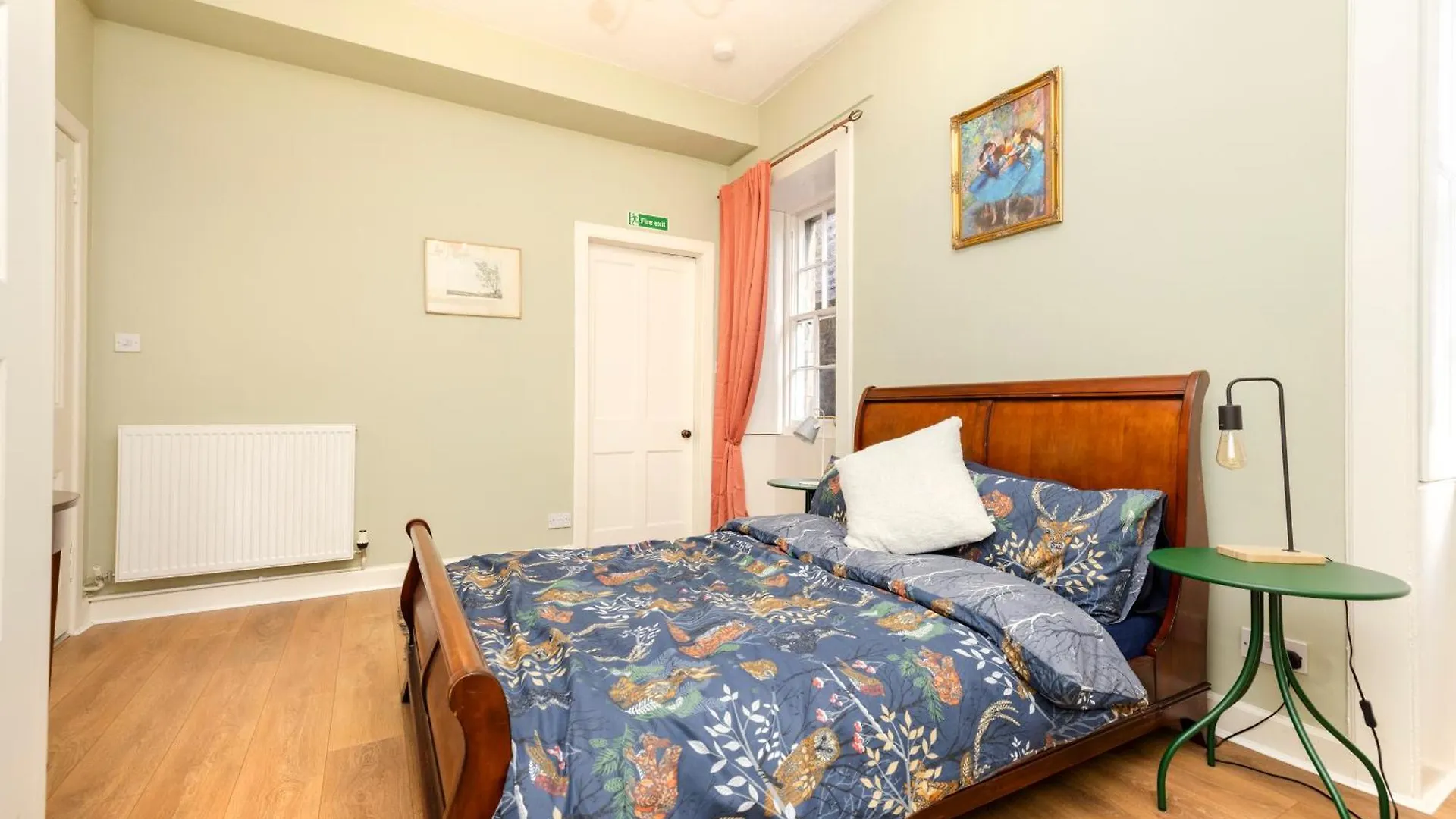 Stylish 1-Bedroom Edinburgh Apartment